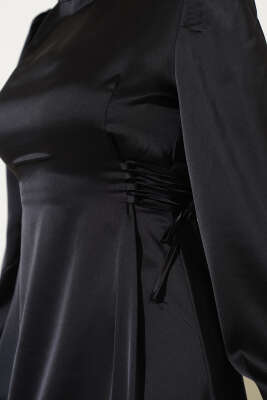 Yanları İp Bağcıklı Saten Elbise Siyah - Tesettür Elbise