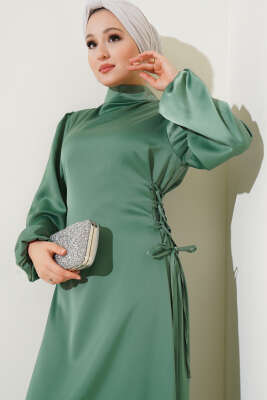 Yanları İp Bağlamalı Saten Elbise Çağla Yeşili - Tesettür Elbise