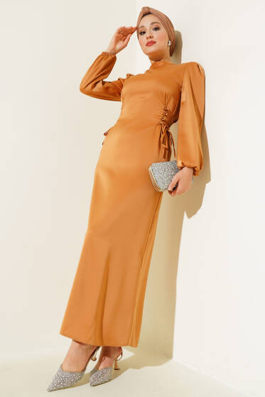 Yanları İp Detaylı Saten Elbise Camel - Abiye Elbise