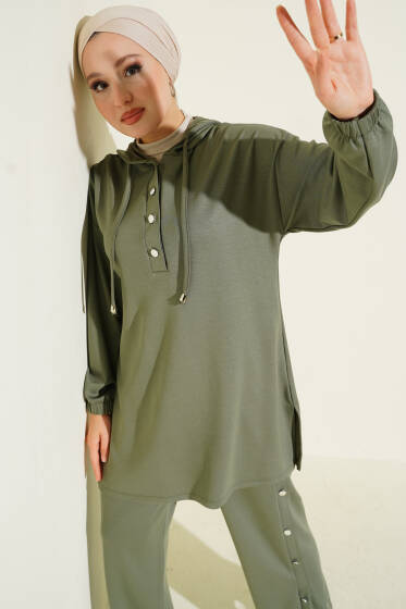 Yanları Metal Düğmeli Kapşonlu İkili Takım Çağla Yeşili - İkili Takım