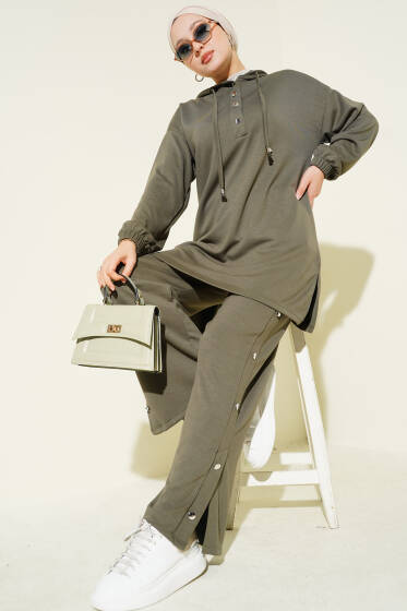 Yanları Metal Düğmeli Kapşonlu İkili Takım Haki - İkili Takım