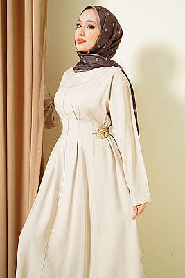 Yanları Tokalı Pensli Tensel Elbise Bej - HATUN