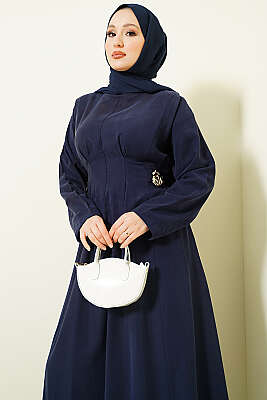 Yanları Tokalı Pensli Tensel Elbise Lacivert - Elbise