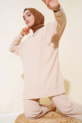 Yanları Yırtmaçlı Bürümcük İkili Takım Bej 