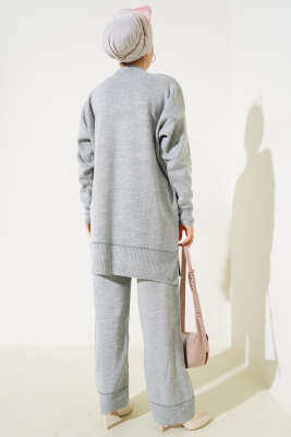 Yanları Yırtmaçlı Triko İkili Takım Gri - Triko İkili Takım