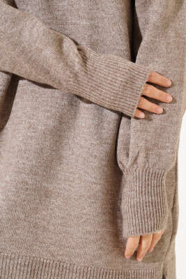 Yanları Yırtmaçlı Yumoş Triko Tunik Vizon - Triko Tunik