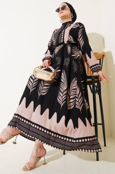 Yaprak Desenli Kuşaklı Elbise Siyah Bej - Elbise