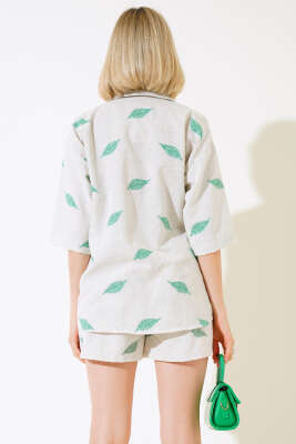 Yaprak Desenli Şortlu İkili Takım Yeşil - Kadın Giyim Modelleri