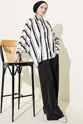 Yarasa Kol Asimetrik Çizgili Saten Gömlek Siyah - Gömlek