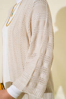 Yarasa Kol Delikli Hırka Bej - Triko Hırka