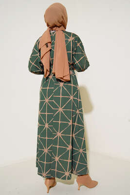 Yarasa Kol Desenli Kemerli Elbise Zümrüt - Elbise