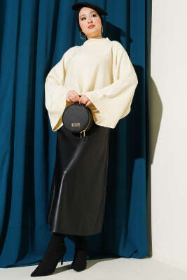 Yarasa Kol Dik Yaka Triko Kazak Bej - Triko Kazak