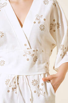 Yarasa Kol Nakışlı İkili Takım Ekru - Kadın Giyim Modelleri