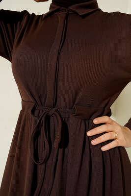 Yarı Patlı Bel Bağlamalı Elbise Kahve - Thumbnail