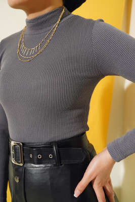 Yarım Balıkçı Fitilli Body Füme - Yeni Sezon Tesettür Bluz