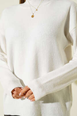 Yarım Balıkçı Yaka Basic Kazak Ekru - Kadın Giyim Modelleri