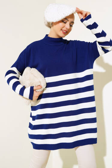 Yarım Boğazlı Çizgili Salaş Triko Tunik Lacivert - Spor Tunik