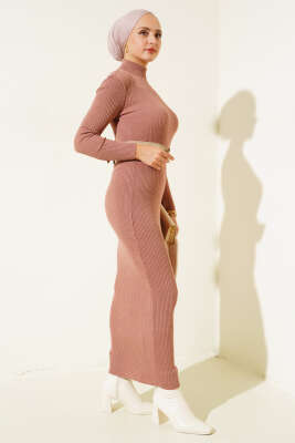 Yarım Boğazlı İnce Fitilli Triko Elbise Gül Kurusu - Tesettür Elbise