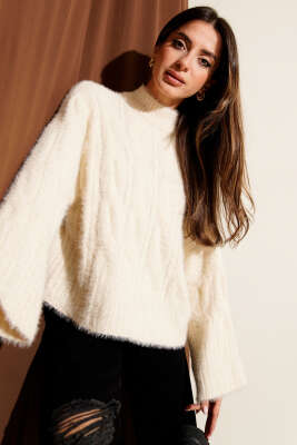 Yarım Boğazlı Sakallı Kazak Bej - Kadın Giyim Modelleri