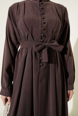 Yarım Brit Düğmeli Pensli Tensel Elbise Kahve - Elbise