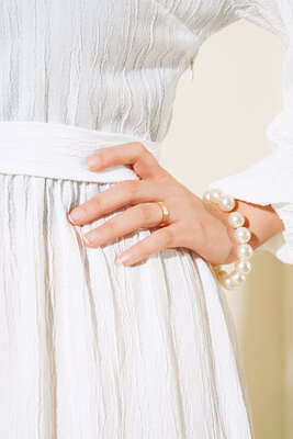 Yarım Düğme Patlı Kuşaklı Elbise Beyaz - Thumbnail