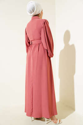 Yarım Düğmeli Balon Kol Kemerli Elbise Gül Kurusu - Tesettür Elbise