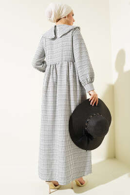 Yarım Düğmeli Bebe Yaka Çizgili Gofre Elbise Siyah - Tesettür Elbise