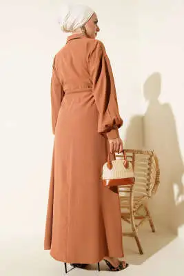 Yarım Düğmeli Beli Tünelli Elbise Taba - Tesettür Elbise