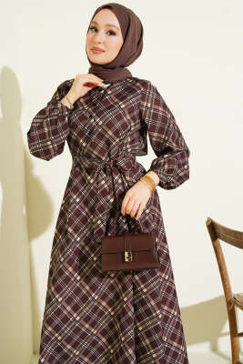 Yarım Düğmeli Ekoseli Kloş Elbise Kahve - Elbise