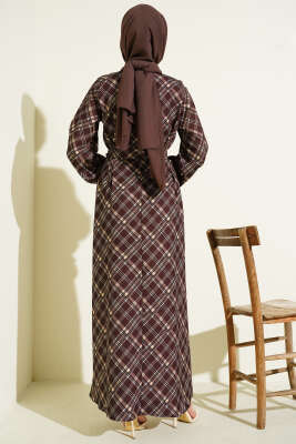 Yarım Düğmeli Ekoseli Kloş Elbise Kahve - Elbise