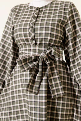 Yarım Düğmeli Ekoseli Kuşaklı Elbise Haki - Elbise