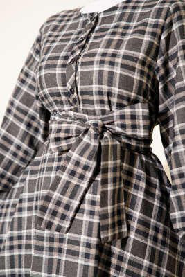 Yarım Düğmeli Ekoseli Kuşaklı Elbise Lacivert - Elbise