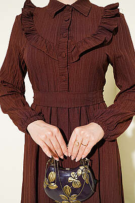 Yarım Düğmeli Fırfırlı Krinkıl Elbise Kahve - Elbise