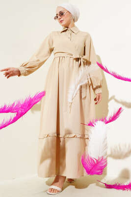 Yarım Düğmeli Fırfırlı Yandan Bağlamalı Elbise Bej 