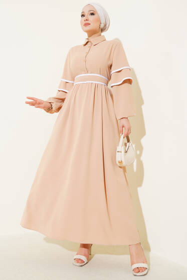 Yarım Düğmeli Garnili Kuşaklı Elbise Bej - Elbise