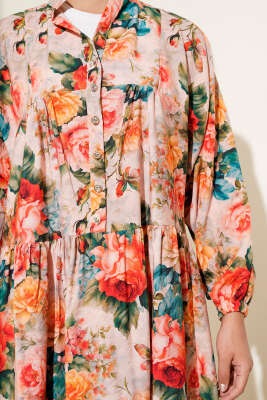 Yarım Düğmeli Gül Desenli Elbise Kırmızı - Tesettür Elbise