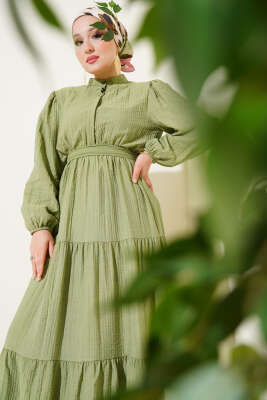 Yarım Düğmeli Kat Kat Gofre Elbise Haki - Tesettür Elbise