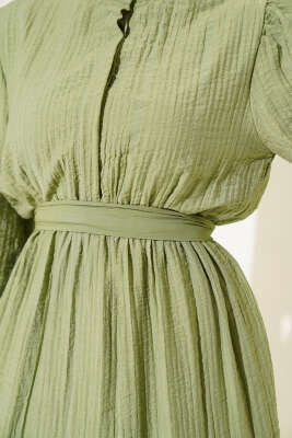 Yarım Düğmeli Kat Kat Gofre Elbise Haki - Tesettür Elbise