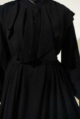 Yarım Düğmeli Kuşaklı Fırfırlı Elbise Siyah - Elbise