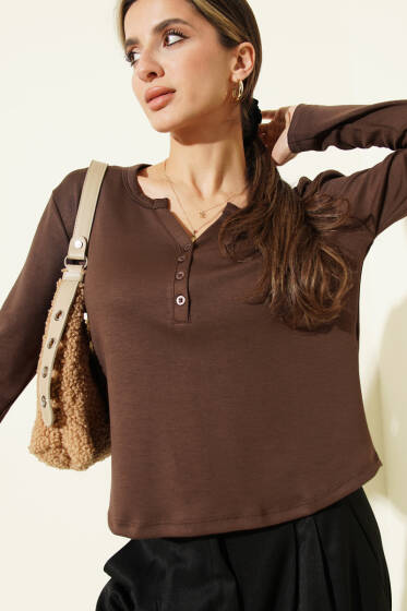 Yarım Düğmeli Loyşa Body Kahve - Uzun Kollu Tişört
