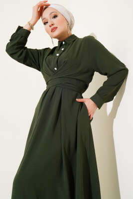 Yarım Düğmeli Önü Çapraz Bağlamalı Elbise Haki - Tesettür Elbise