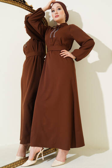Yarım Düğmeli Yaka İpli Elbise Kahve - Tesettür Elbise