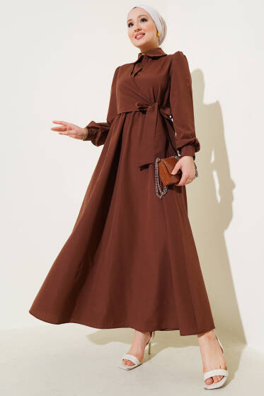 Yarım Düğmeli Yandan Bağlamalı Elbise Kahve - Elbise