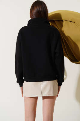 	 Yarım Fermuarlı Baskılı Sweatshirt Siyah - Kadın Giyim Modelleri