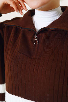 Yarım Fermuarlı Kalın Çizgili Triko Elbise Kahve - Tesettür Elbise