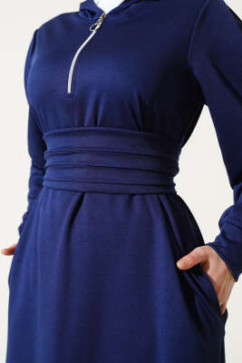 Yarım Fermuarlı Kapüşonlu Elbise Lacivert - Tesettür Elbise