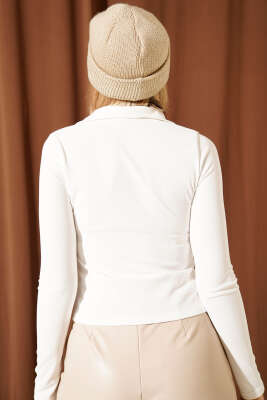 Yarım Fermuarlı Kaşkorse Bluz Beyaz - Yılın Fırsatı