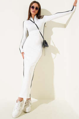 Yarım Fermuarlı Şeritli Yırtmaçlı Elbise Beyaz 