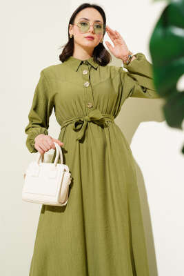 Yarım Gold Düğmeli Kuşaklı Elbise Çağla Yeşili - Tesettür Elbise