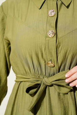 Yarım Gold Düğmeli Kuşaklı Elbise Çağla Yeşili - Tesettür Elbise